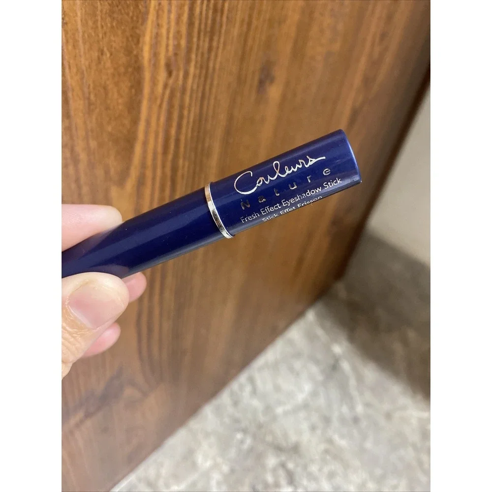 YVES ROCHER COULEURS NATURE Fresh Effect‎ Eyeshadow Stick Eternal Snow Rare